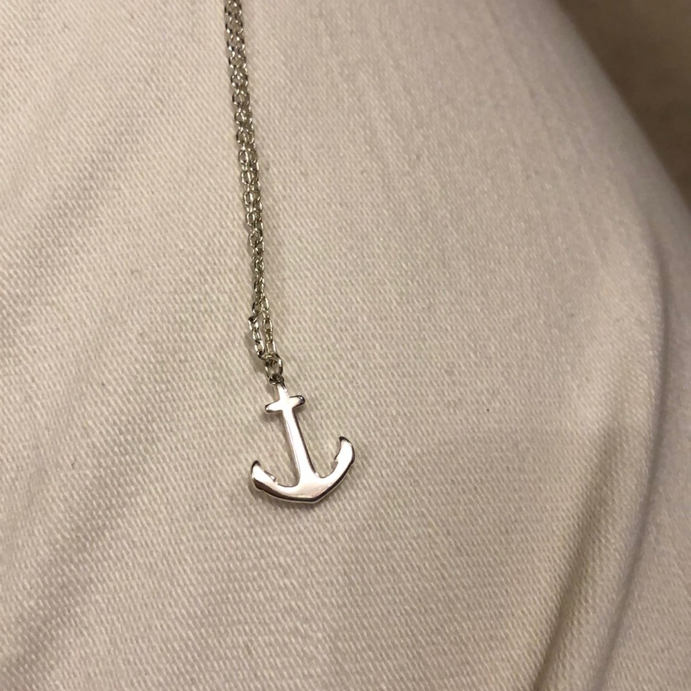 Lucky brand anchor necklace